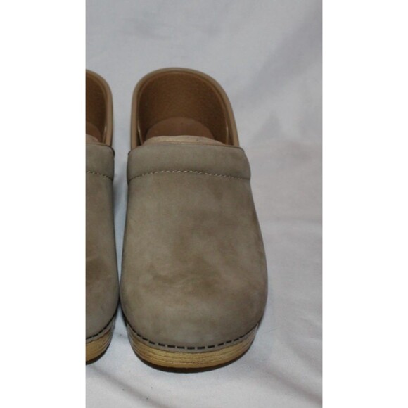 Dansko Women's Leather Professional Clogs Sand Size EU 39 US 8.5-9 NWOB - Picture 4 of 6